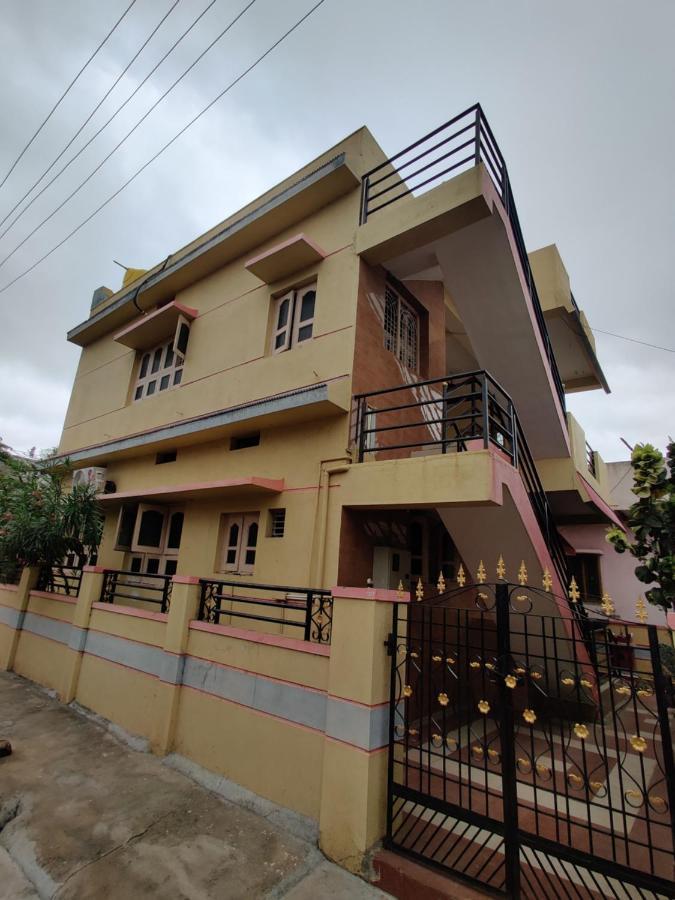 Vinod Home Villa 亨比 外观 照片